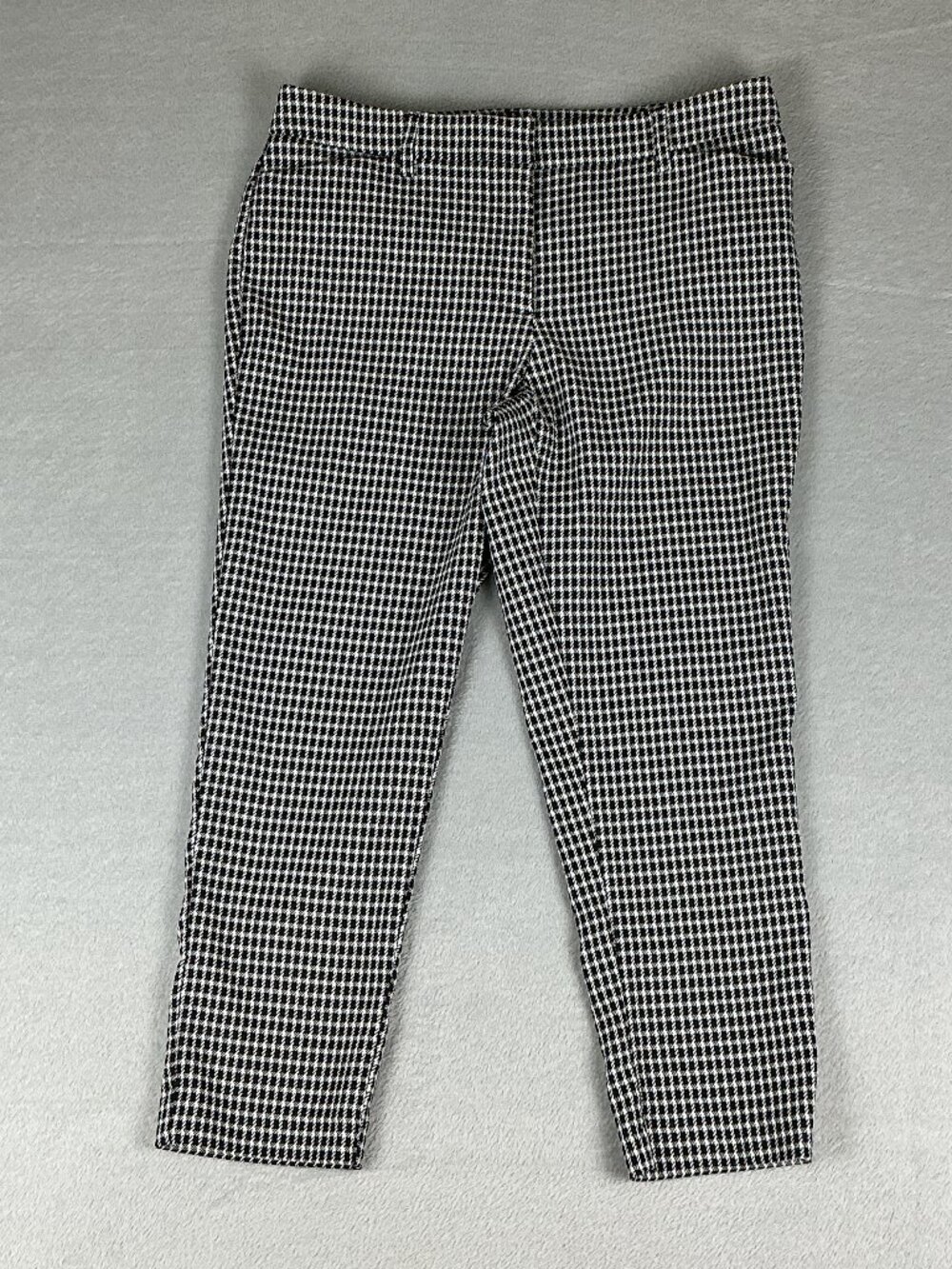 Worthington Women's Black and Withe Houndstooth Slim Ankle Pants Size 6P